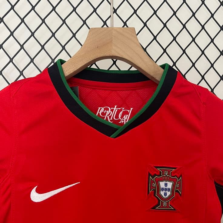 Purtogal Special Edition Red Jersey (Player Edition) - image 3
